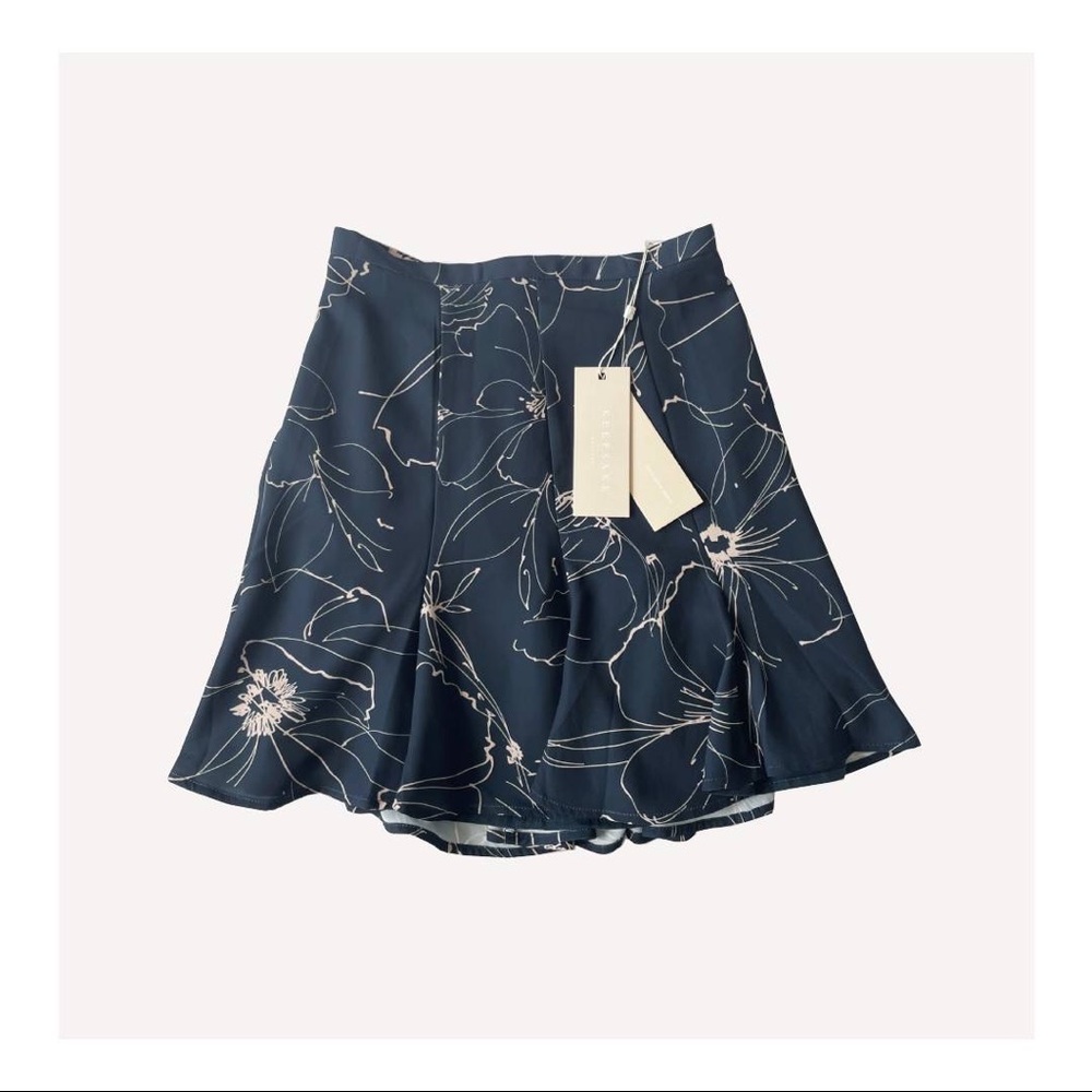 KEEPSAKE the Label Navy Sketch Floral Heat Wave Skirt - NWT / XS